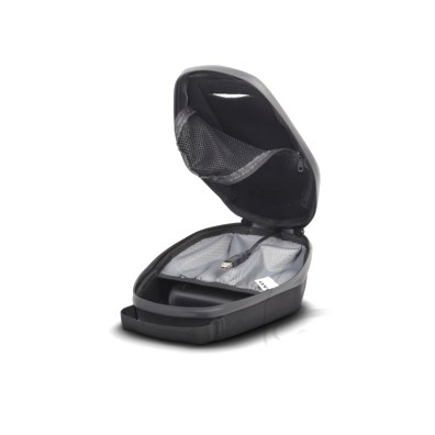 Preview: Tankrucksack schwarz 3 Liter Shad E04P für Pin System : Honda XL 700 VA Transalp ABS RD13ABS 08-10 (H7-M7110789-RD13ABS)